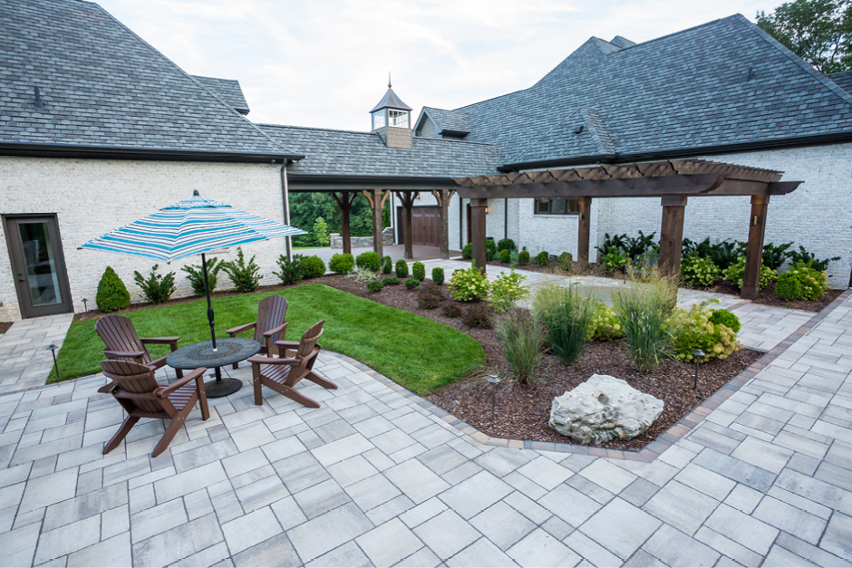 outdoor living area